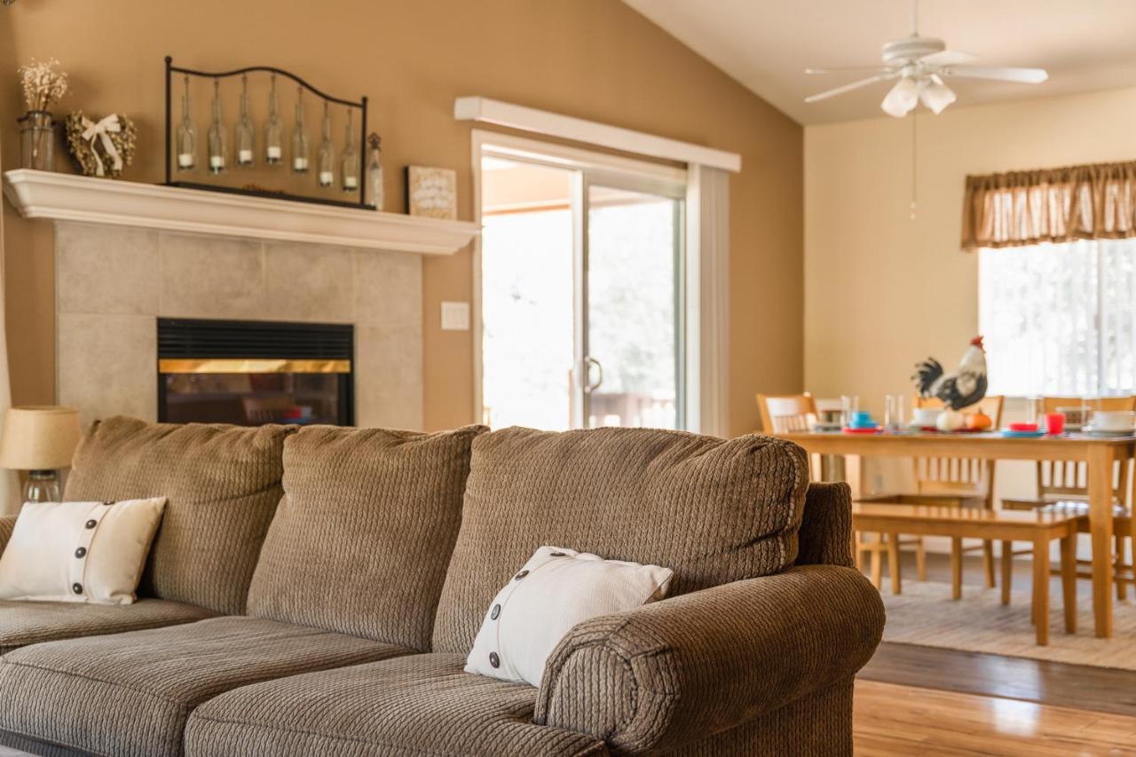 Lazy Squirrel - Cozy Family House With Full Game Room Kernville Εξωτερικό φωτογραφία
