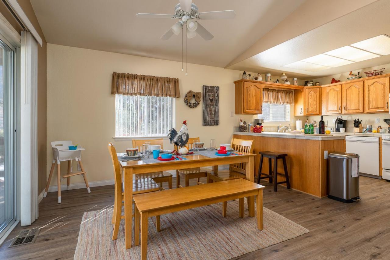 Lazy Squirrel - Cozy Family House With Full Game Room Kernville Εξωτερικό φωτογραφία