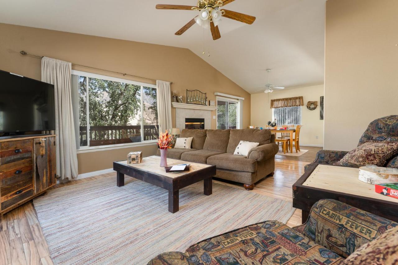 Lazy Squirrel - Cozy Family House With Full Game Room Kernville Εξωτερικό φωτογραφία
