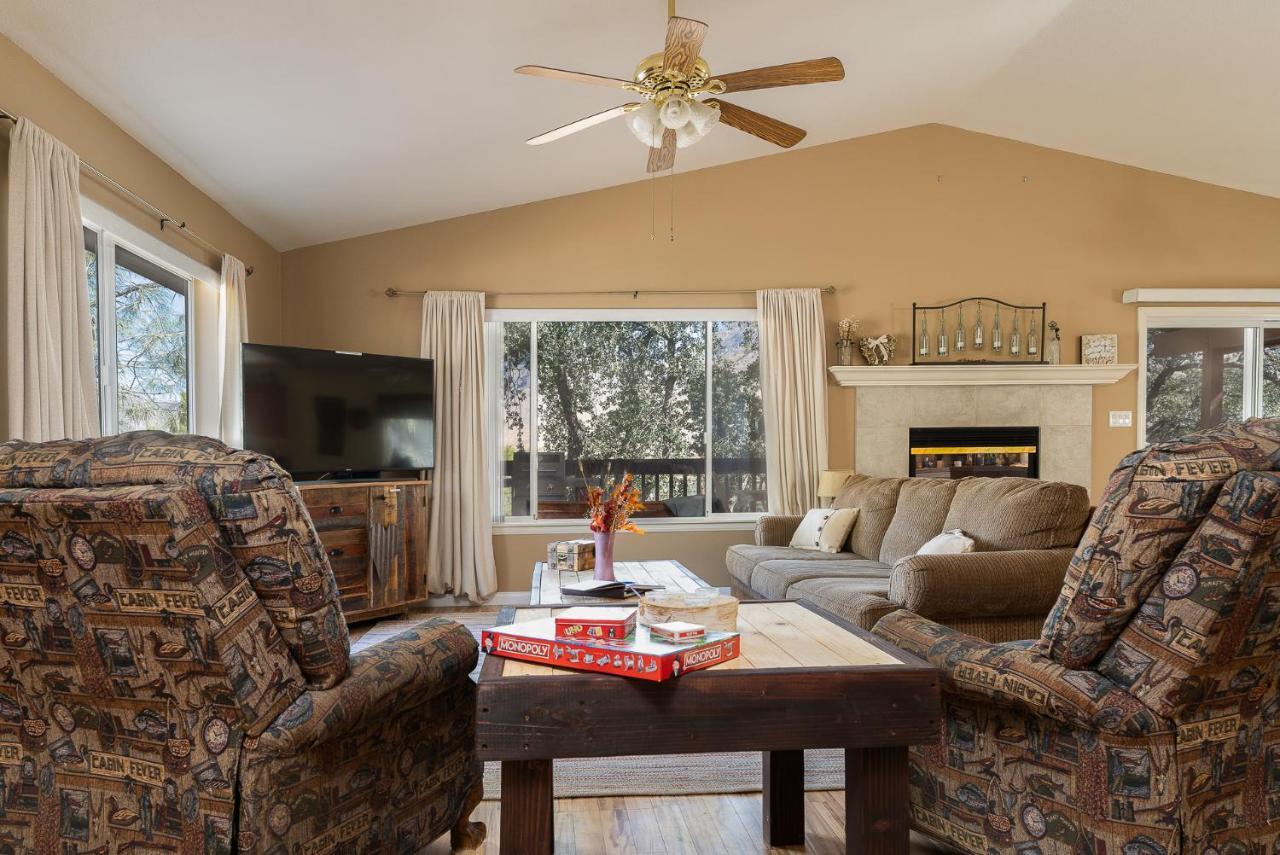 Lazy Squirrel - Cozy Family House With Full Game Room Kernville Εξωτερικό φωτογραφία